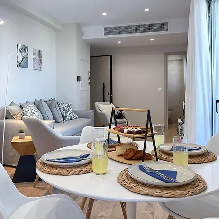 Riviera Escape Apartment *